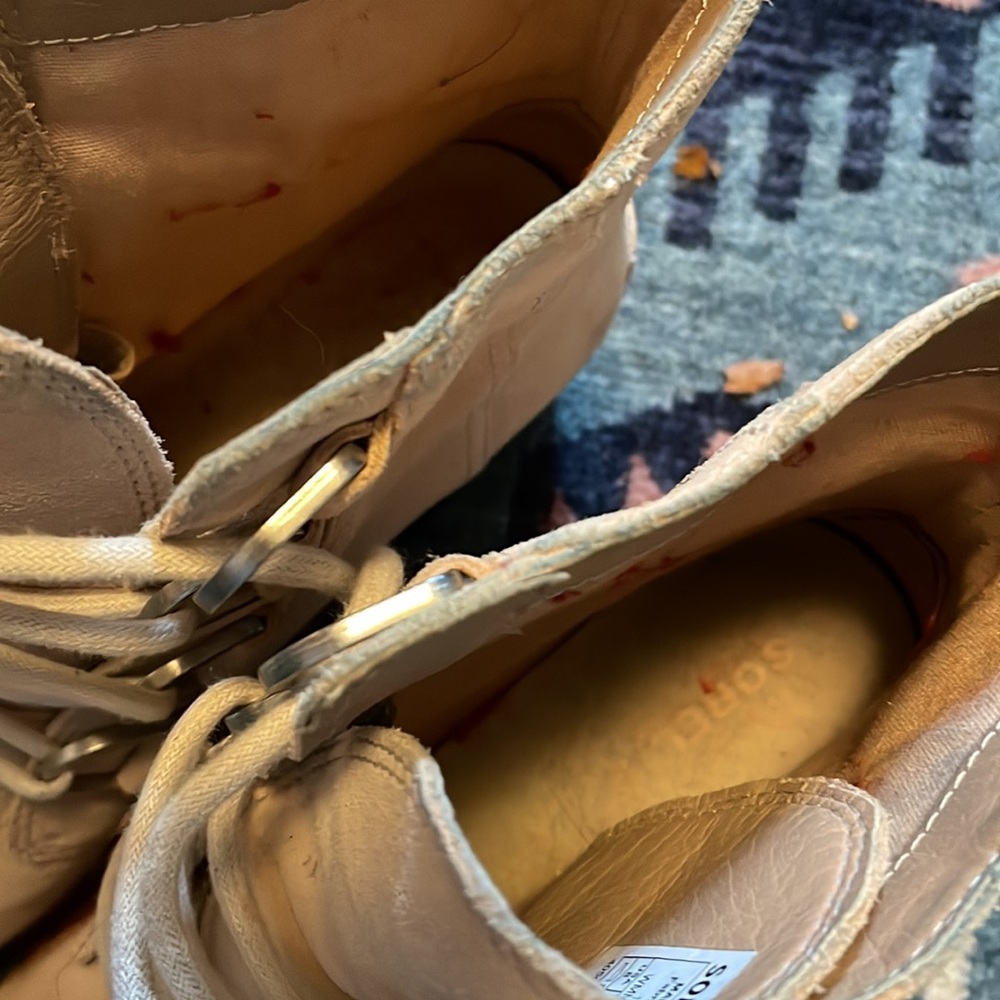 SOREL cate lace up boots. - Picture 6 of 8